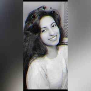 Meet your Posher, Ayesha